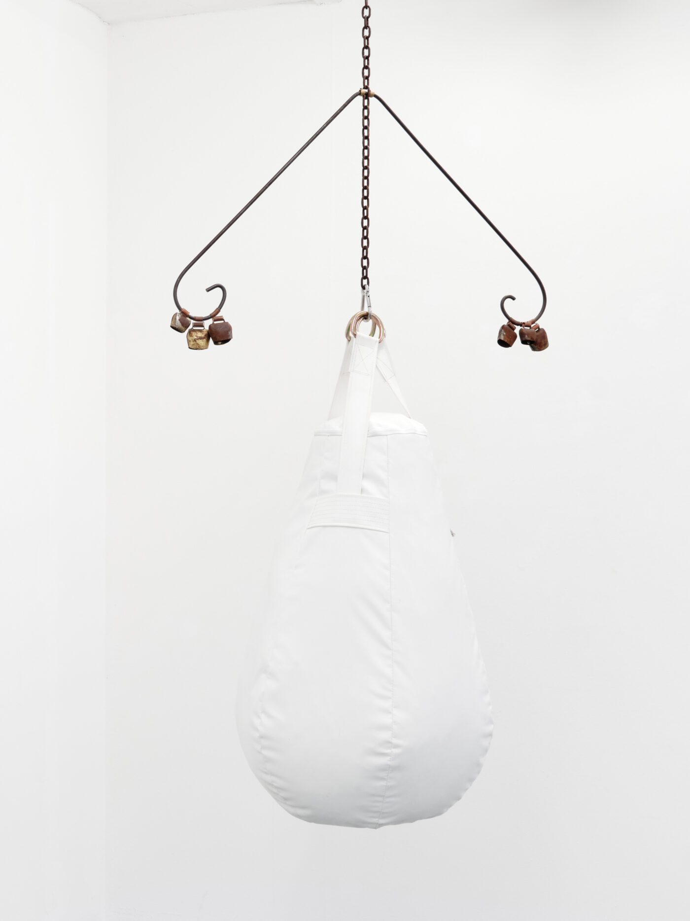 Galerie Lange + Pult – Lucas Erin