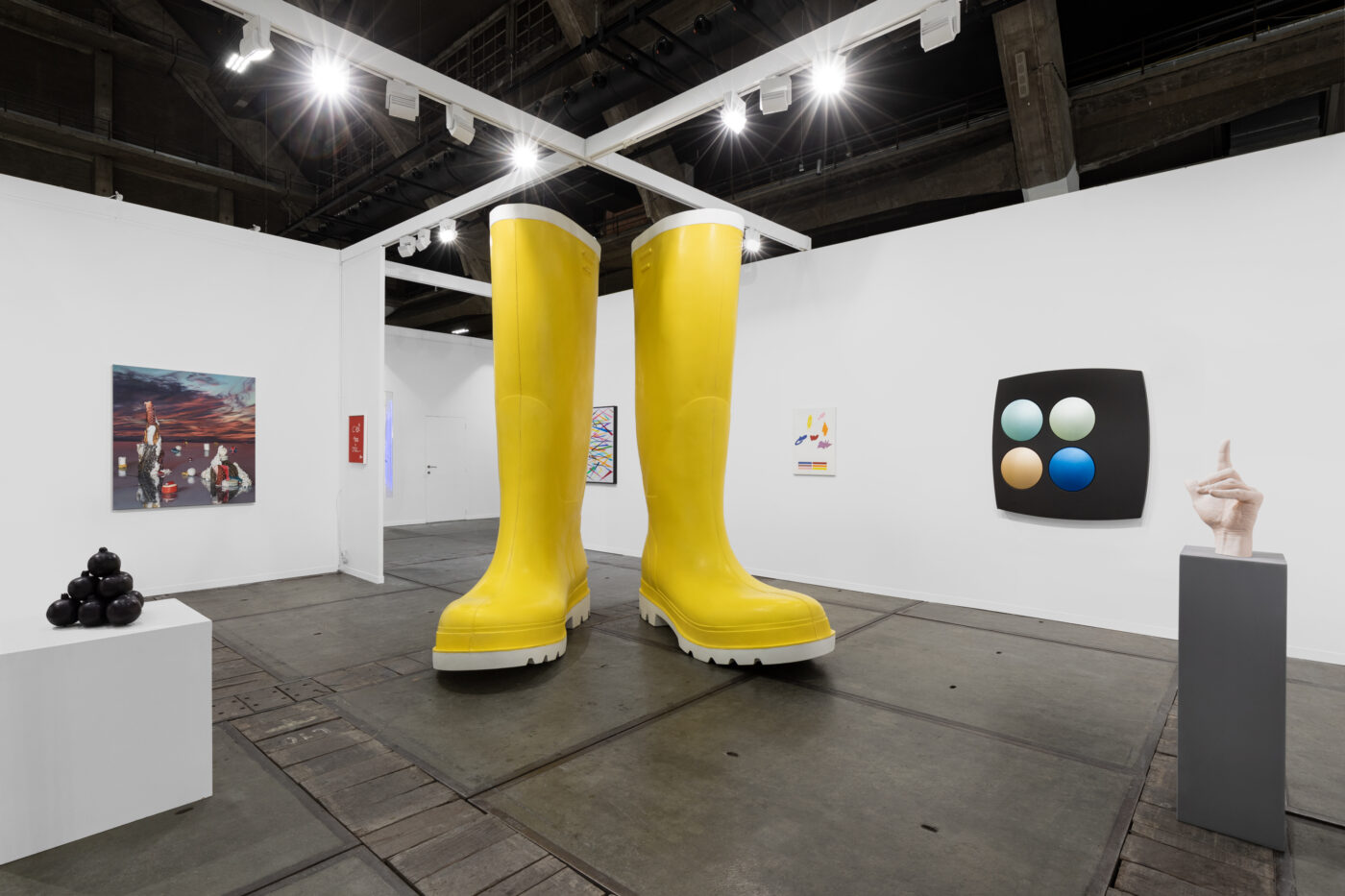Galerie Lange + Pult – Art Brussels 2024