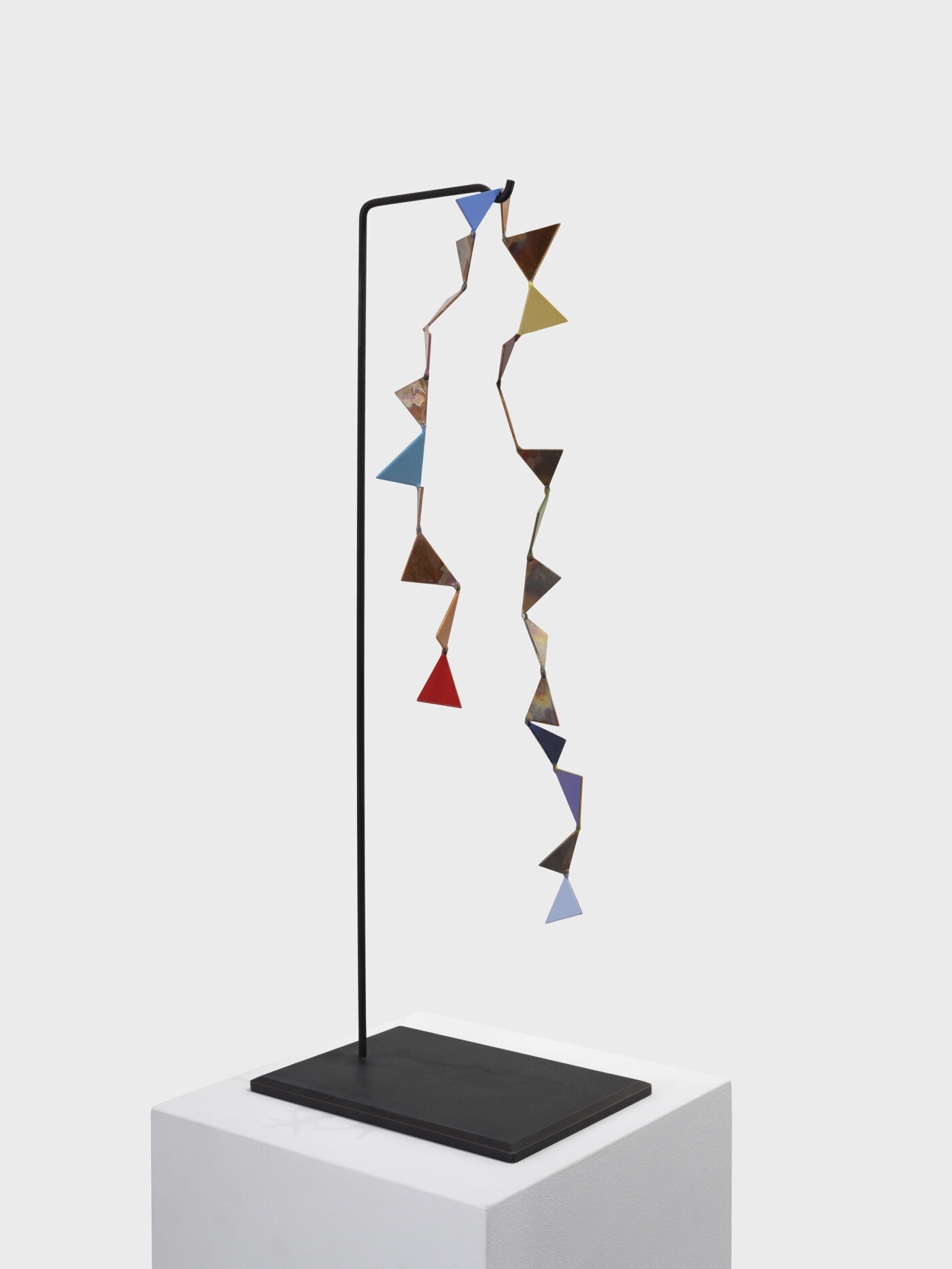 Galerie Lange + Pult – Abstract