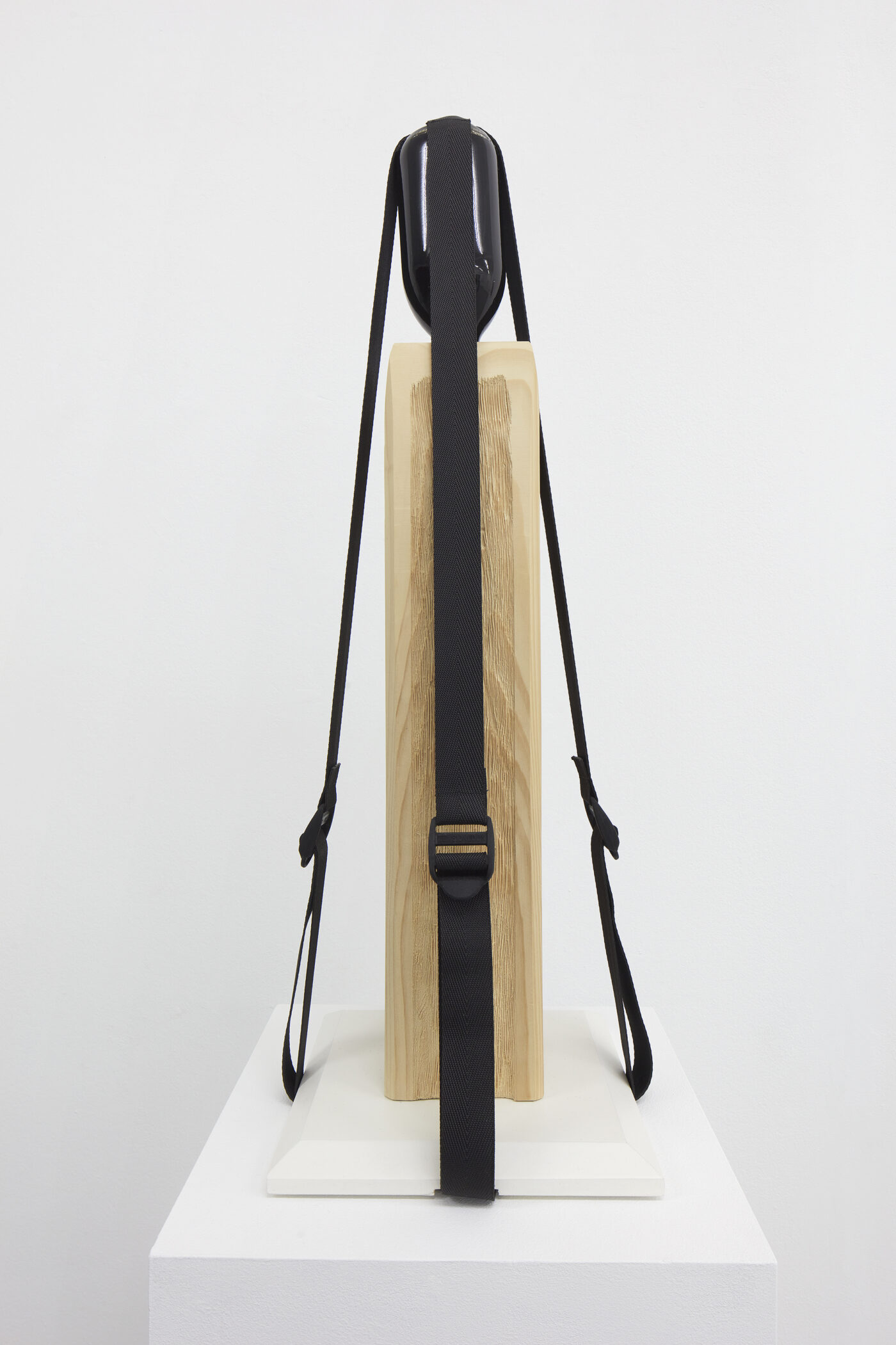 Galerie Lange + Pult – Sebastian Muniz