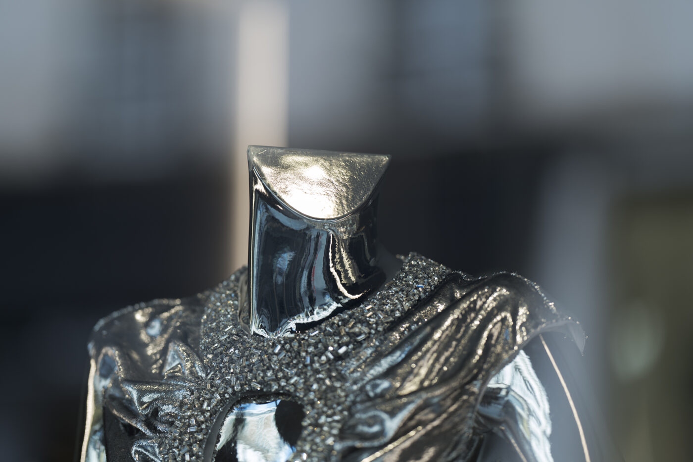 Galerie Lange + Pult – Beyond the Looking Glass