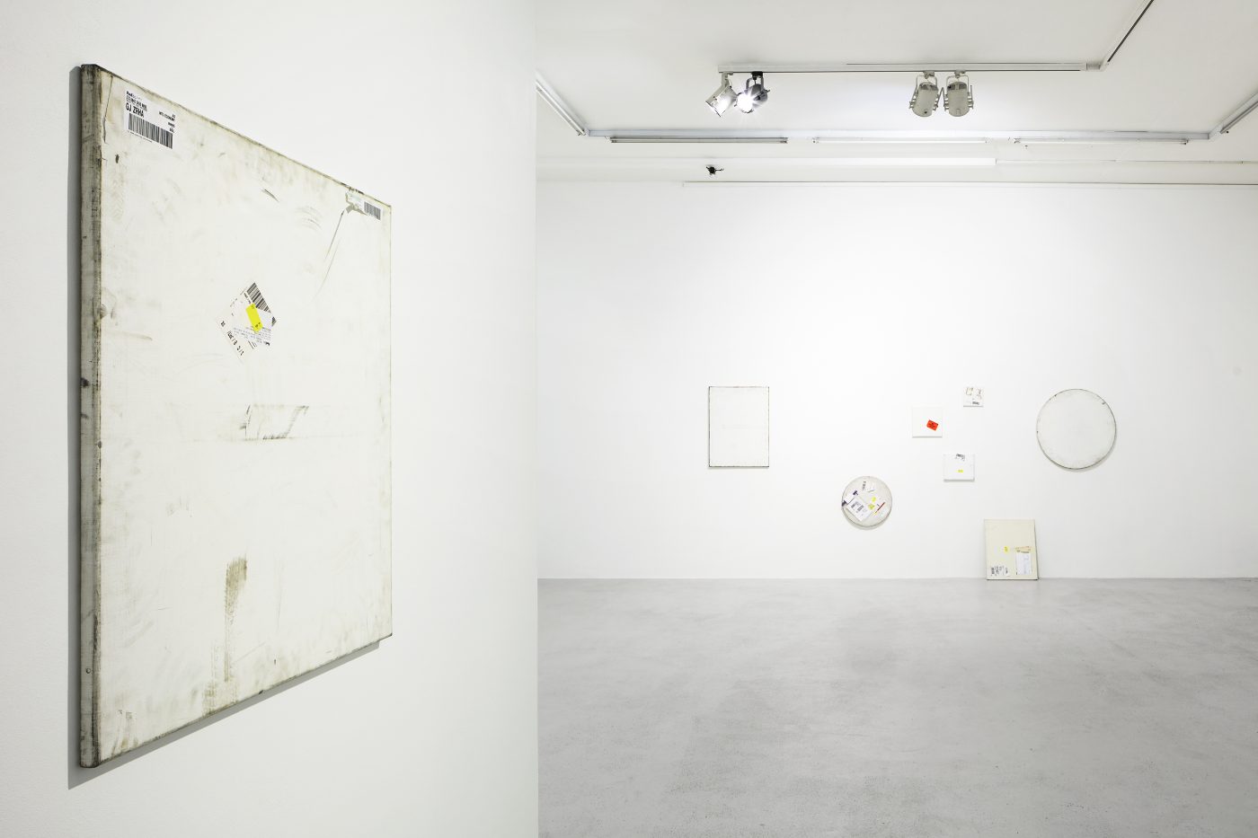 Galerie Lange + Pult – Olivier Mosset / Karin Sander